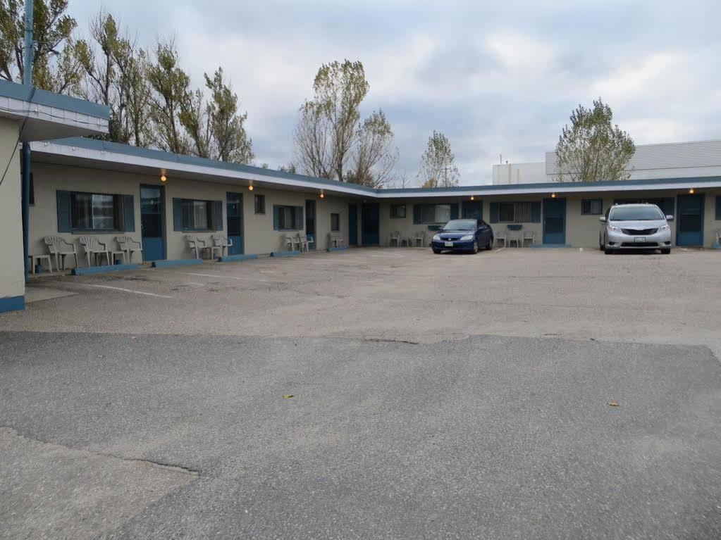 Trapper'S Choice Inn & Restaurant Parry Sound Exterior photo